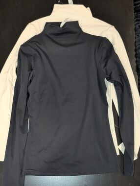 2 (Black And Cream) Long Sleeve Mock Neck Top For Yoga